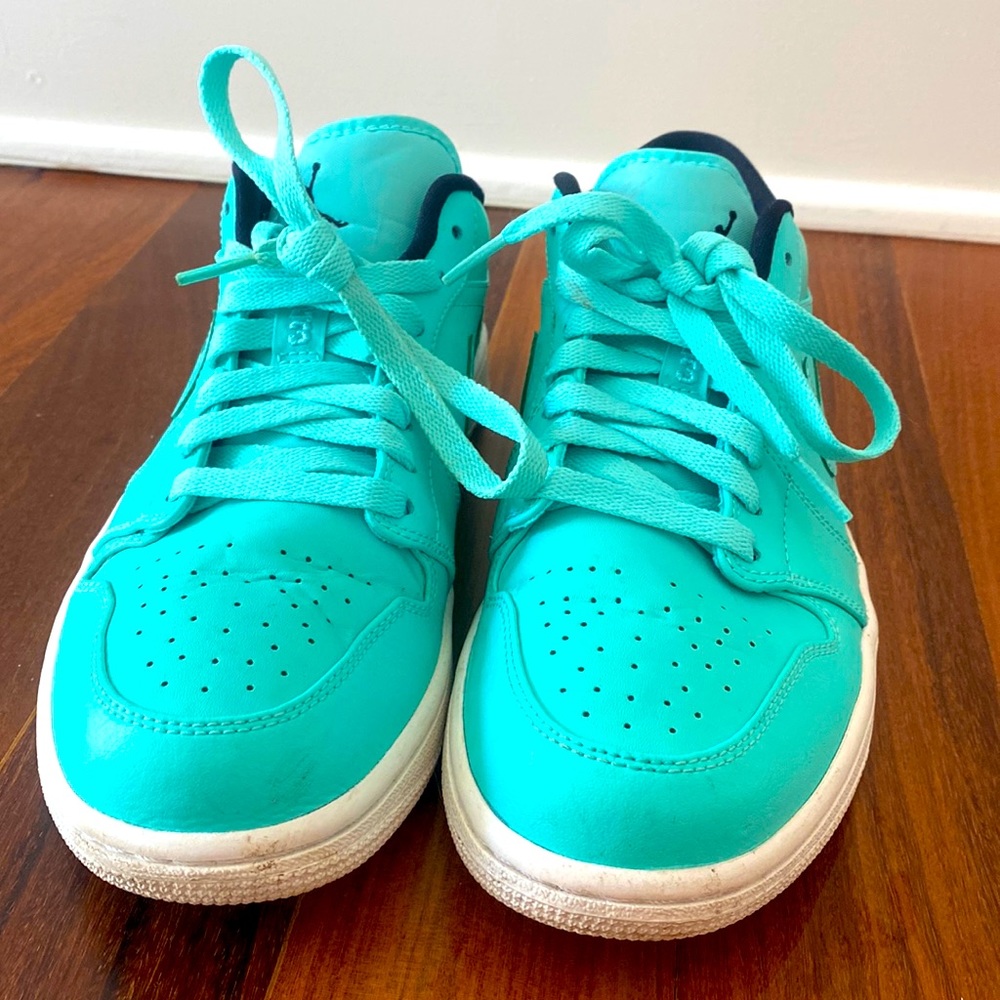 Jordan 1 Retro Low Hyper Turquoise Size 8 Men